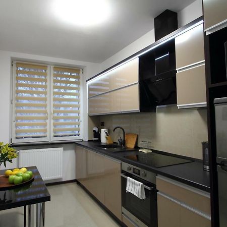 Apartament H&P Gold Apartment Warsaw Ngoại thất bức ảnh