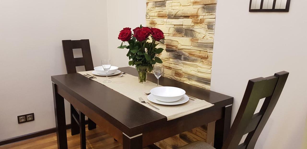 Apartament H&P Gold Apartment Warsaw Ngoại thất bức ảnh