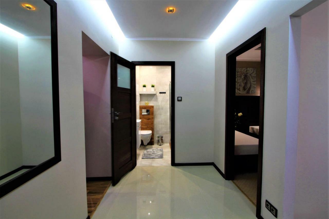 Apartament H&P Gold Apartment Warsaw Ngoại thất bức ảnh